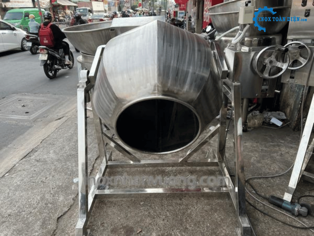 huong-dan-ve-sinh-may-tron-hinh-cau