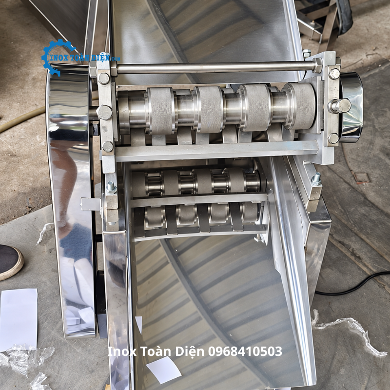 Máy cắt bánh tráng mini Máy cắt bánh tráng mini